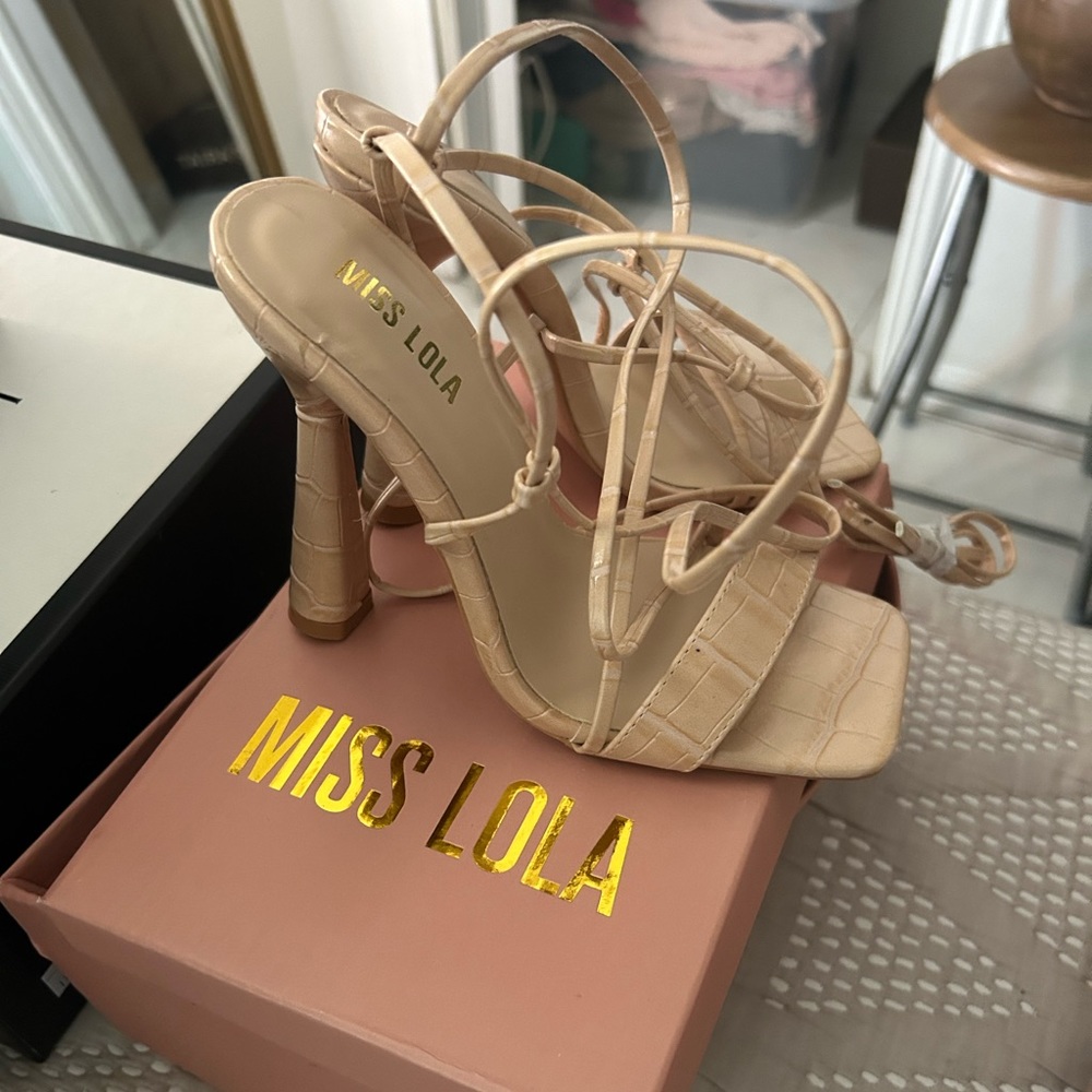 Lolashoetique heels miss Lola